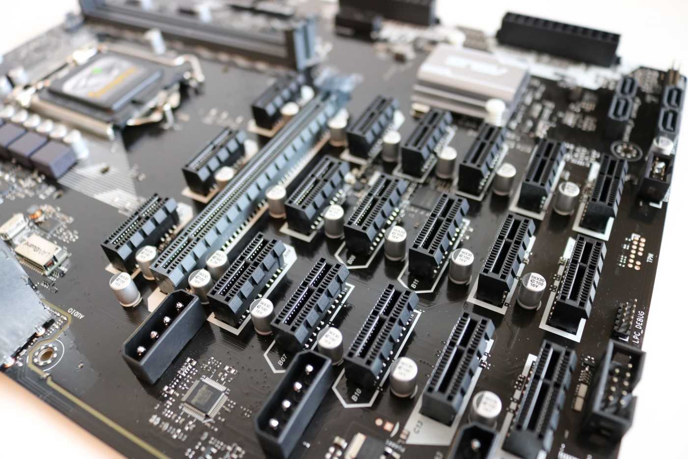 Топ-15 лучших материнских плат для процессоров ryzen — рейтинг 2019 года - obzorfun.ru