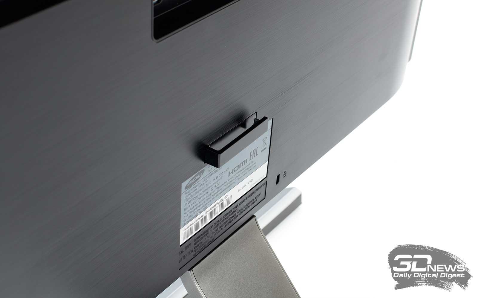 Samsung u28d590d