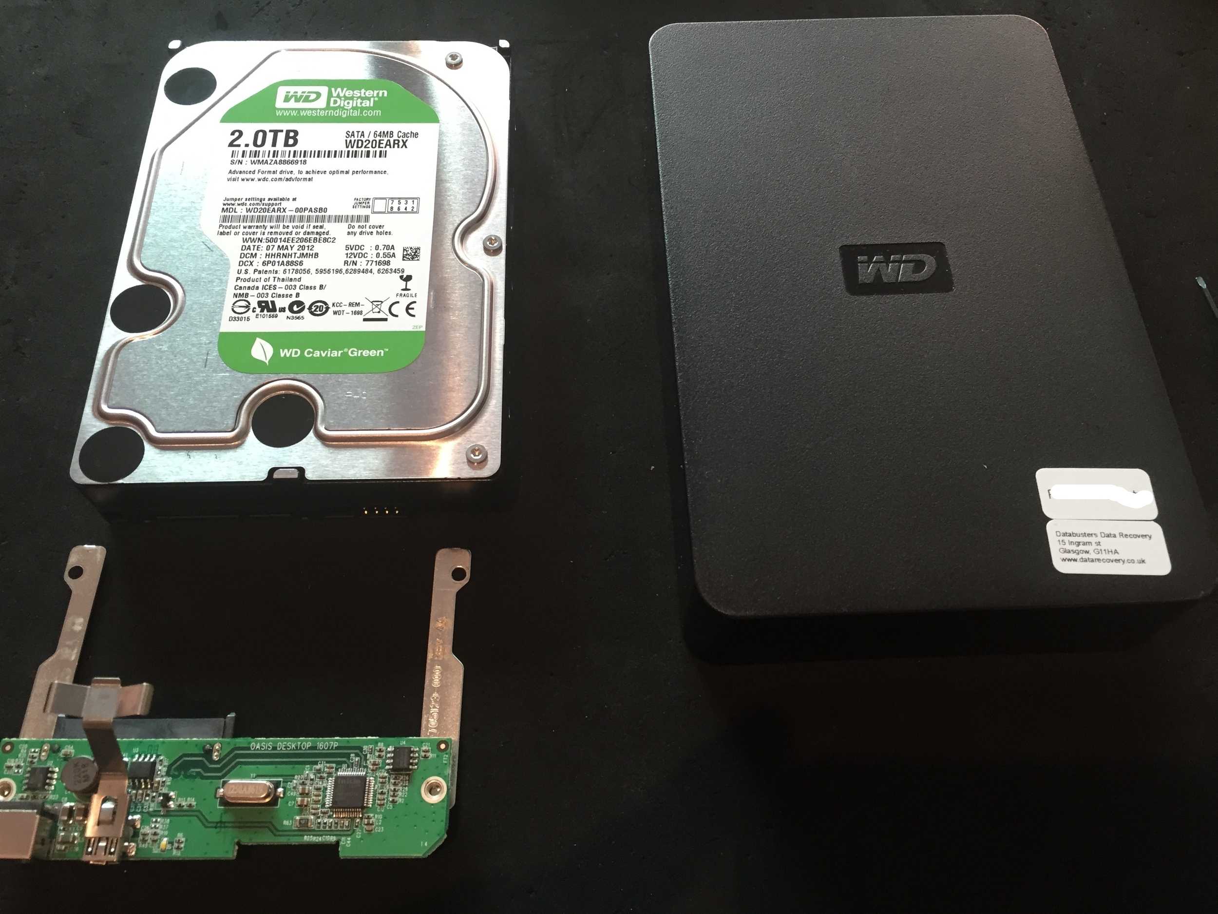 Медиаплеер Western Digital Elements Play 1Tb - подробные характеристики обзоры видео фото Цены в интернет-магазинах где можно купить медиаплеер Western Digital Elements Play 1Tb