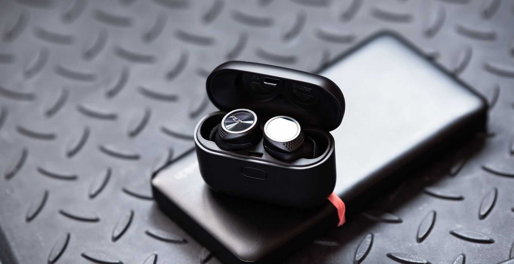 Plantronics backbeat pro 2 se review